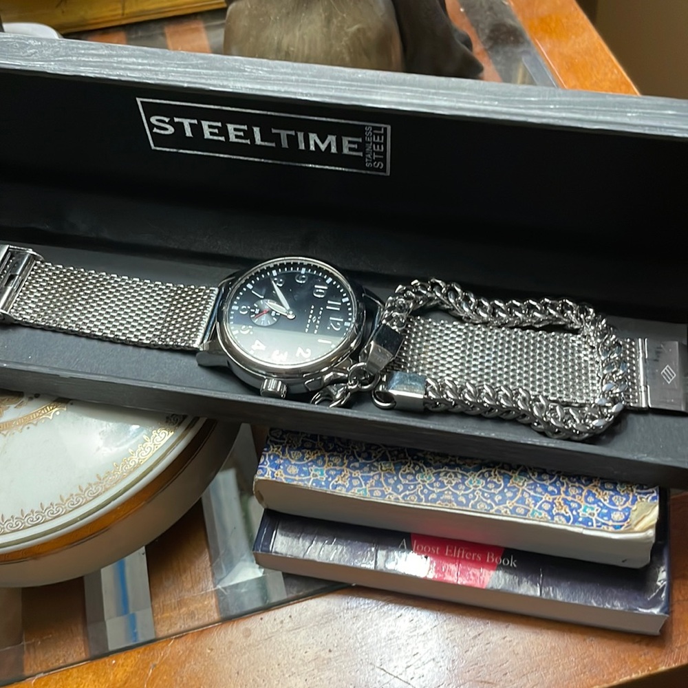 Mens Joseph Abboud Watch